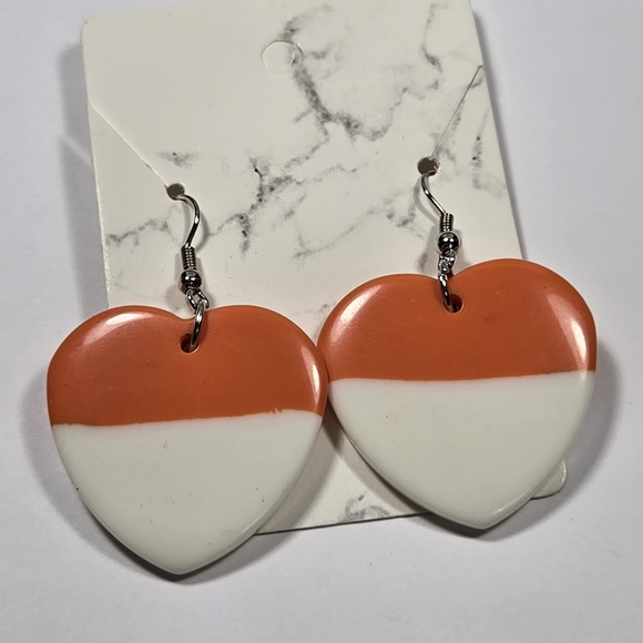 Jewelry - Vibrant Orange and White Dangle Heart Earrings